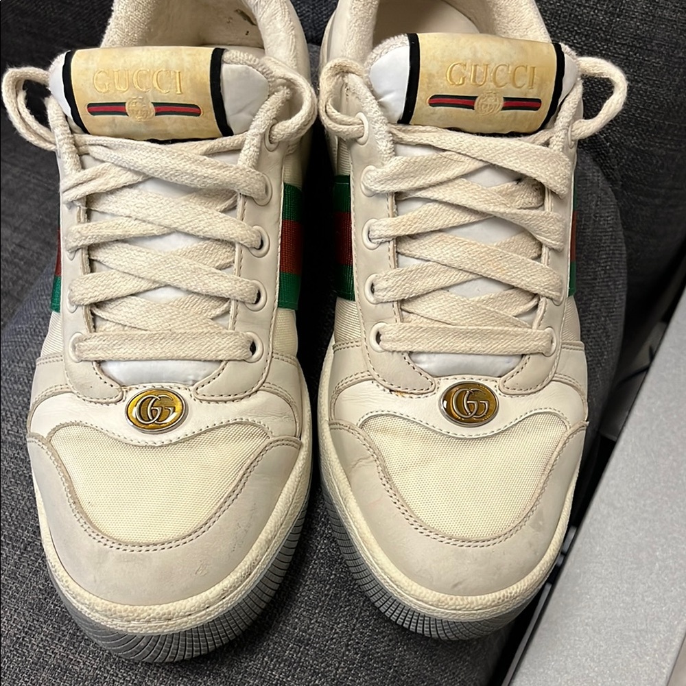 Gucci White Sneakers with Green and Red Stripes - Picture 4 of 7